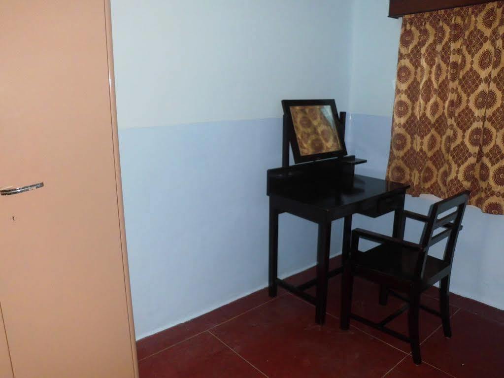 Hotel Mysore Dasaprakash Exterior photo